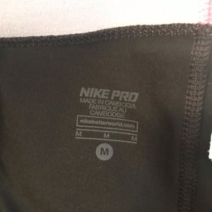 Nike Pants - Medium Nike Pro Crops Nike Pants - Medium Nike Pro Crops